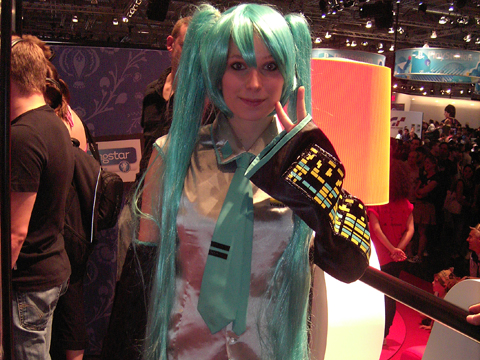 GC07 Cosplayer am Sonystand: Miku Hatsune (Vocaloid)