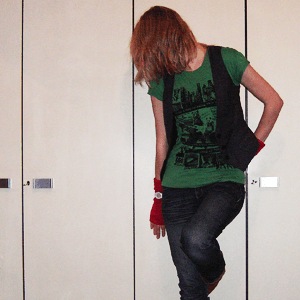 Tag 216: Strickjacke H&M, T-shirt Gina Tricot, Jeans Mister*Lady, Uhr Fossil