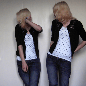 Tag 353: Strickjacke unbekannt, T-shirt Pimkie, Jeans Mister*Lady
